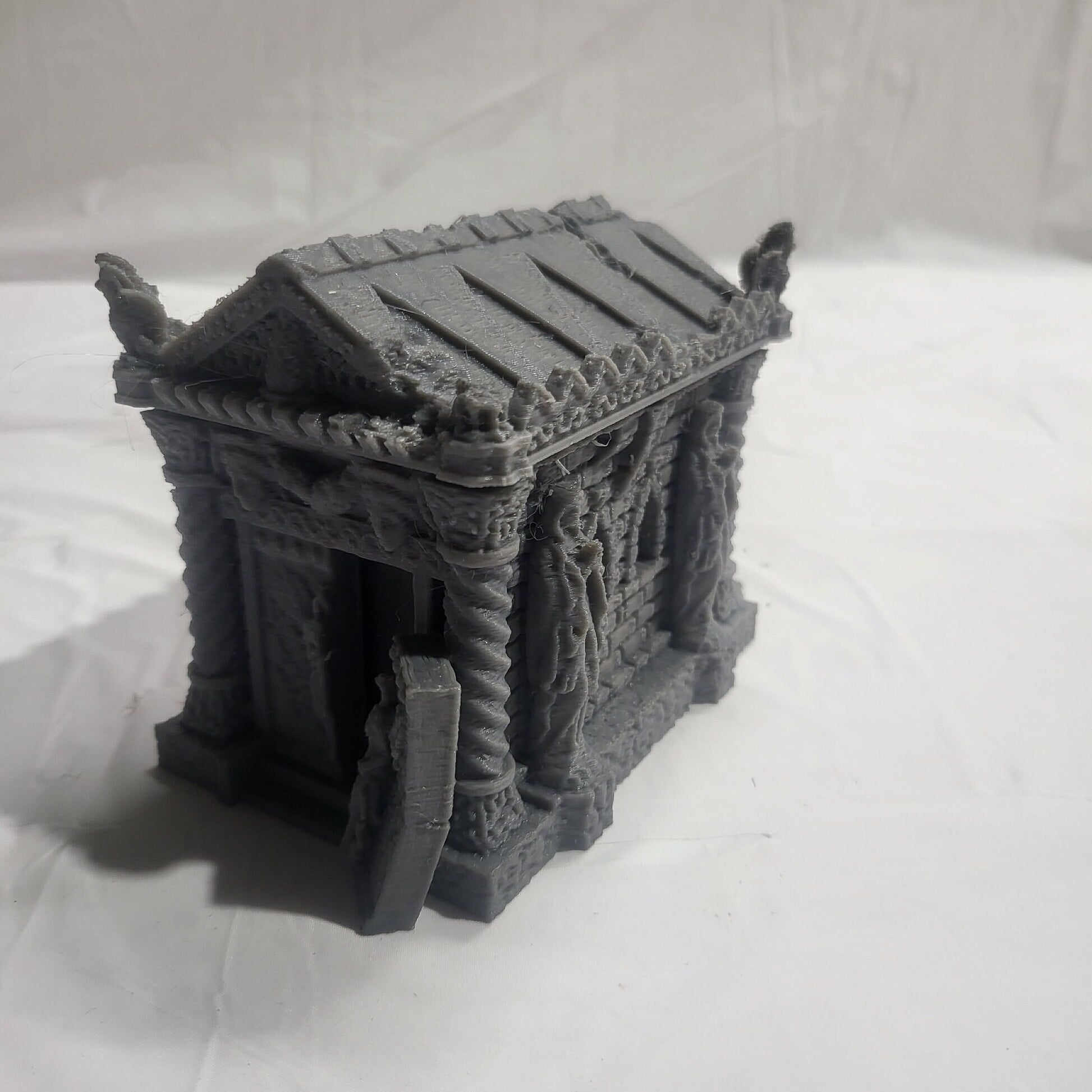 Small Tomb, Crypt, Dungeons and Dragons