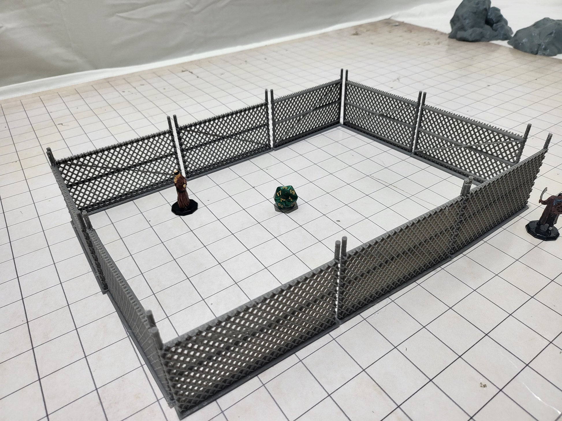 fence, fencing, fence section, the fence, urban terrain, urban scatter, tabletop terrain, dnd terrain, necromunda, warhammer, games workshop,mordheim, ruins, ruined, industrial terrain, terrain, tabletop games