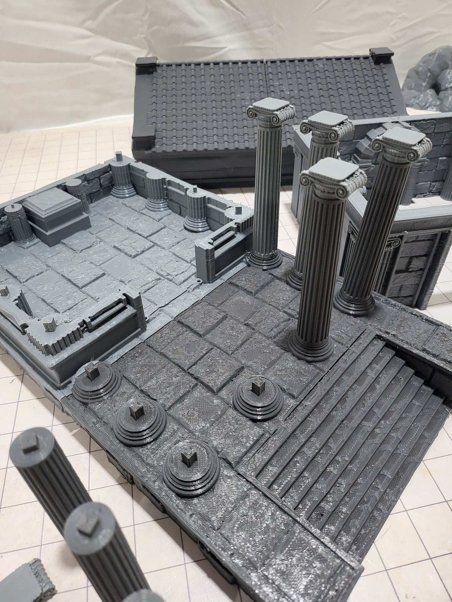 DnD Miniature, 40k Terrain, Train Terrain, Tabletop Town, Tabletop Game, Dnd Table, DND Terrain, DND Miniatures, gaming terrain, 28mm Terrain, Briarwood, Gate and walls, gatehouse, gate, walls, dnd, temple, greek