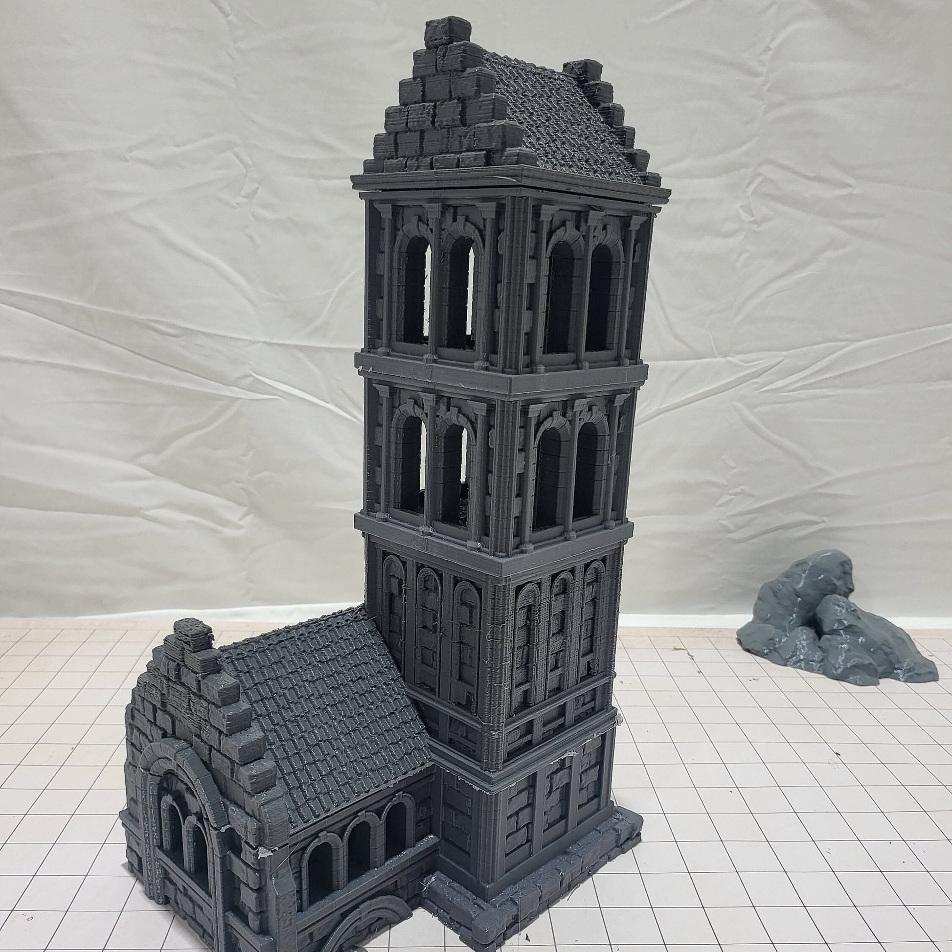 DnD Miniature, 40k Terrain, Train Terrain, Tabletop Town, Tabletop Game, Dnd Table, DND Terrain, DND Miniatures, gaming terrain, 28mm Castle, 28mm Terrain, warhammer, time keeper