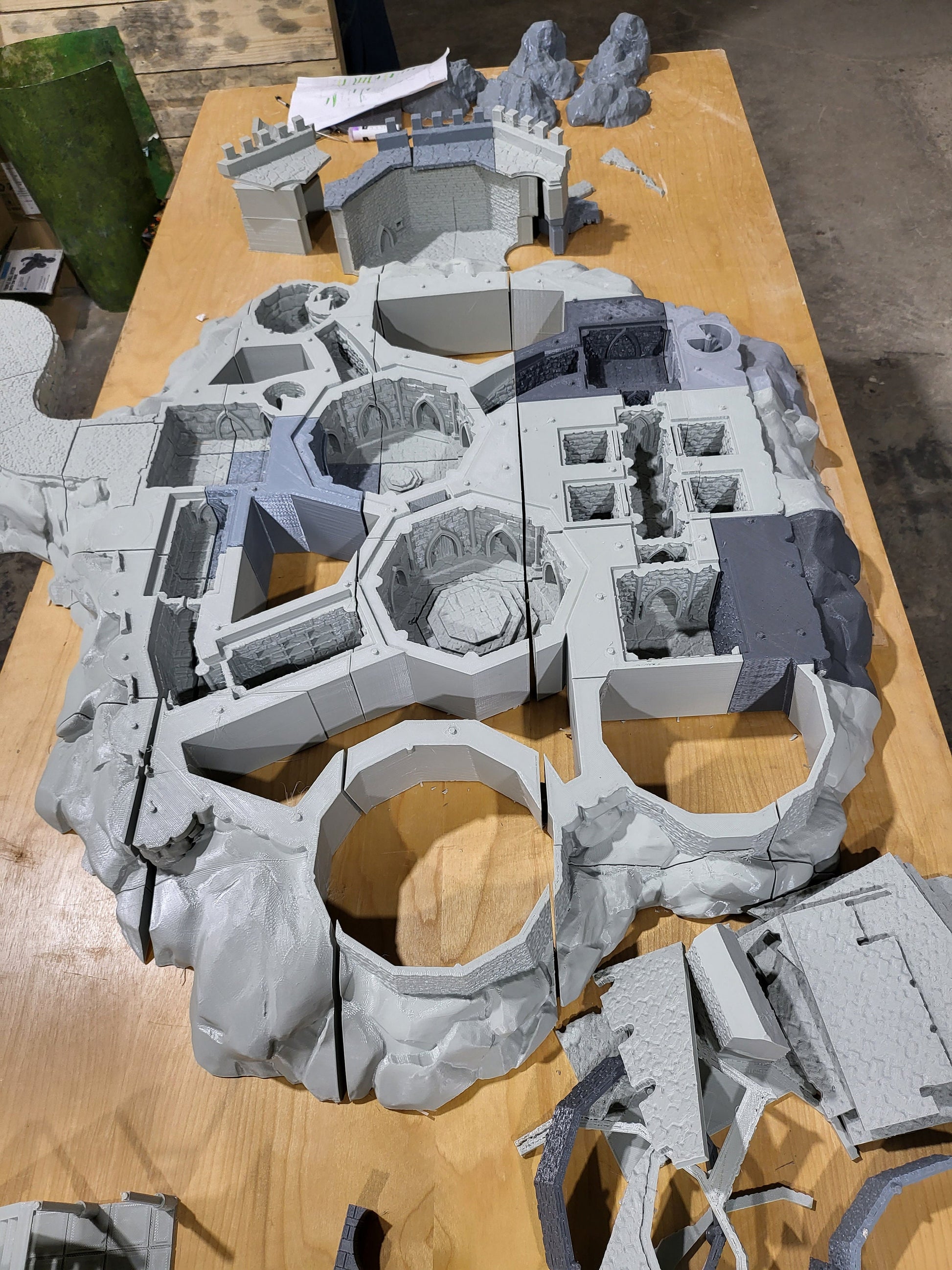 Curse of Strahd, Ravenloft, Christmas, Castle Terrain, wargaming, Dungeons and Dragons, miniatures, 3D printed, Fantasy Inn, Fantasy Terrain, RPG Terrain, Age of Sigmar, Fantasy Village, Tabletop, Tabletop terrain, Tabletop RPG, Buildings