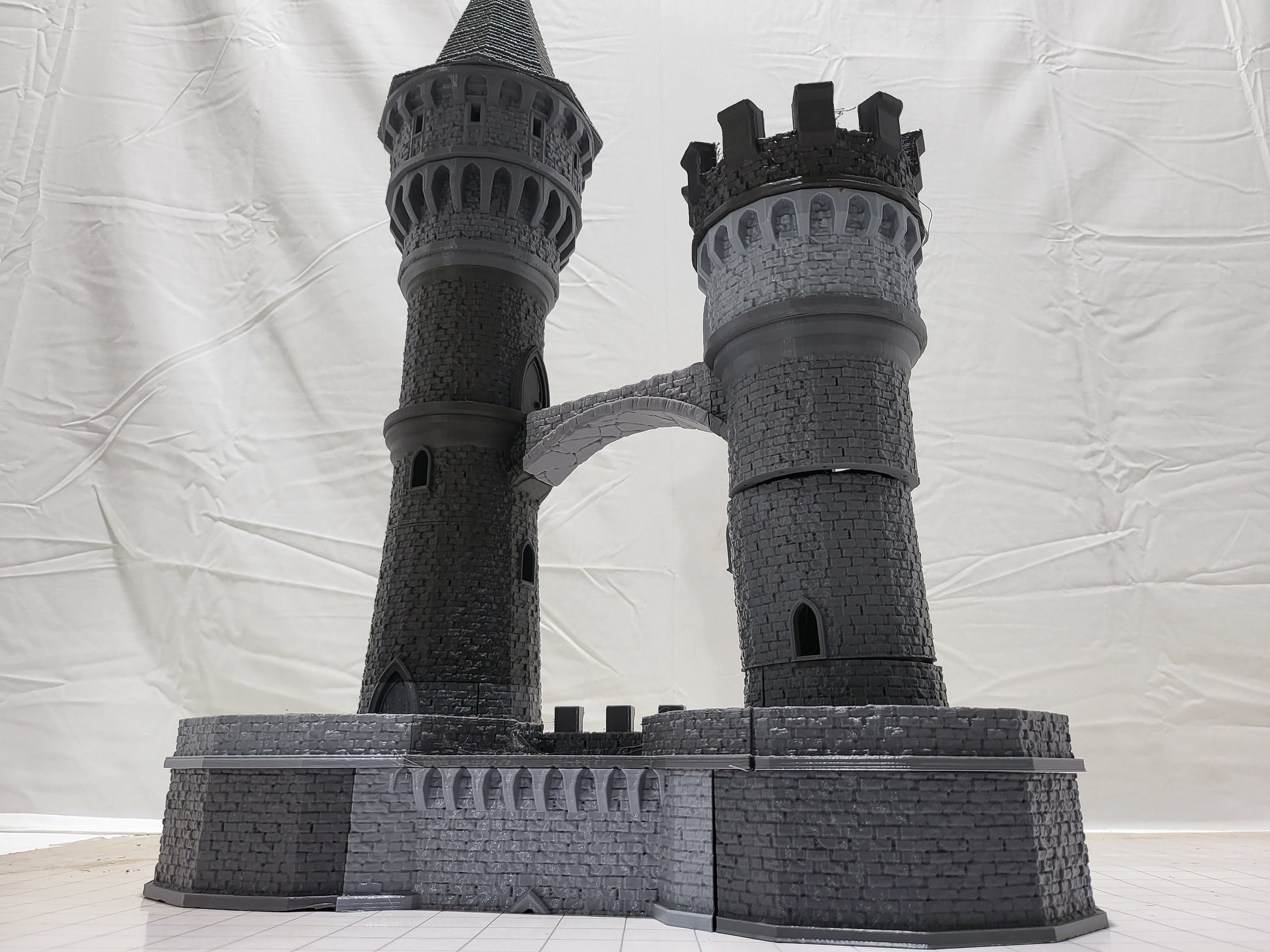 Curse of Strahd, Ravenloft, Christmas, Castle Terrain, wargaming, Dungeons and Dragons, miniatures, 3D printed, Fantasy Inn, Fantasy Terrain, RPG Terrain, Age of Sigmar, Fantasy Village, Tabletop, Tabletop terrain, Tabletop RPG, Buildings