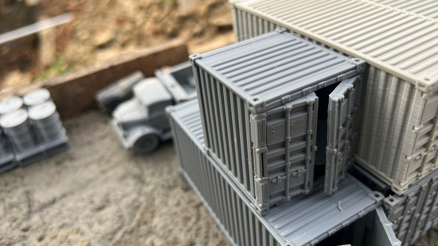 openable 8 Ft Shipping container, , Warthunder, storage, truck