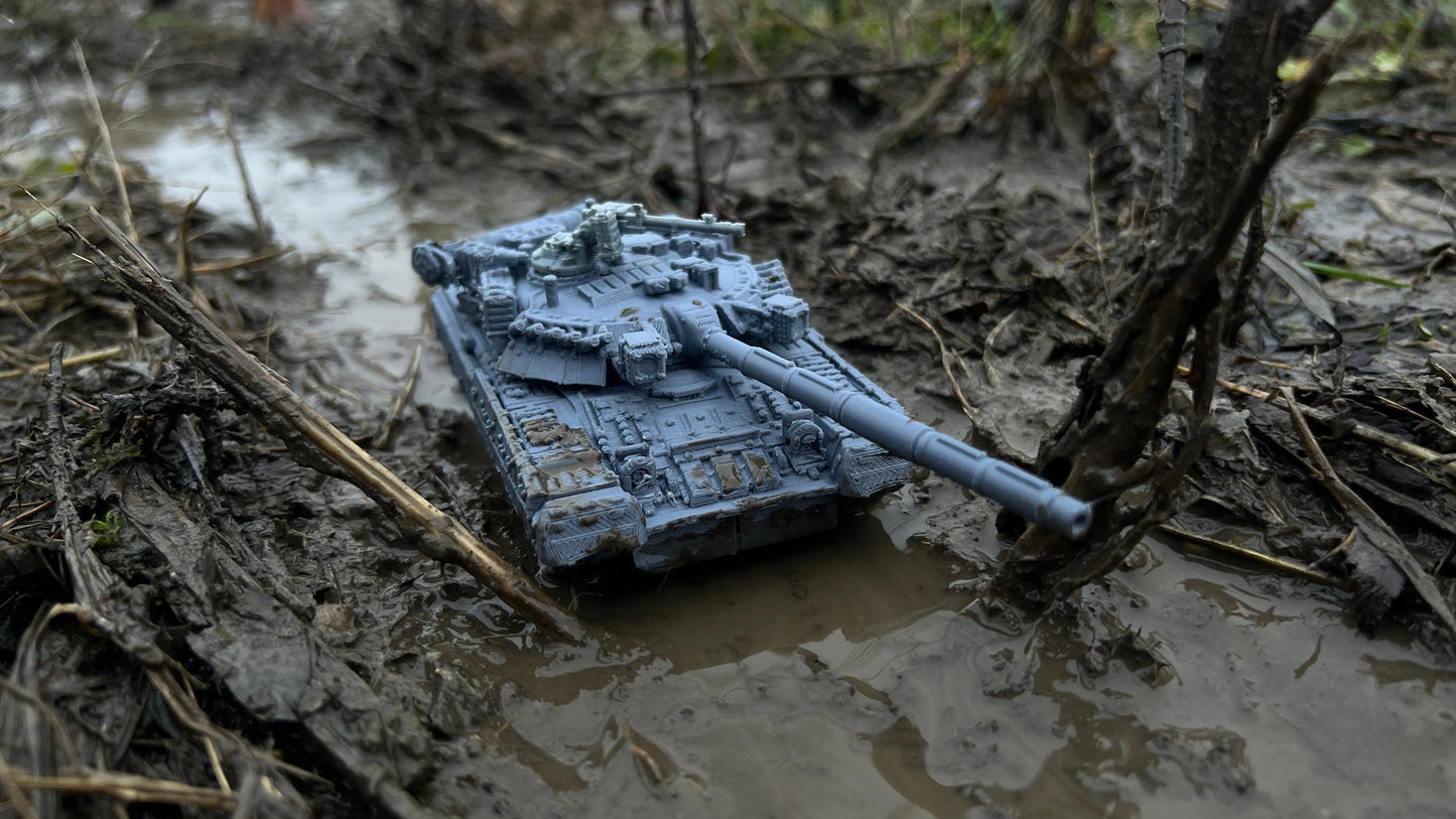 T-80-UK, Command tank, cold war tank, cold war, tank, Russian, Tabletop terrain, tabletop gaming,