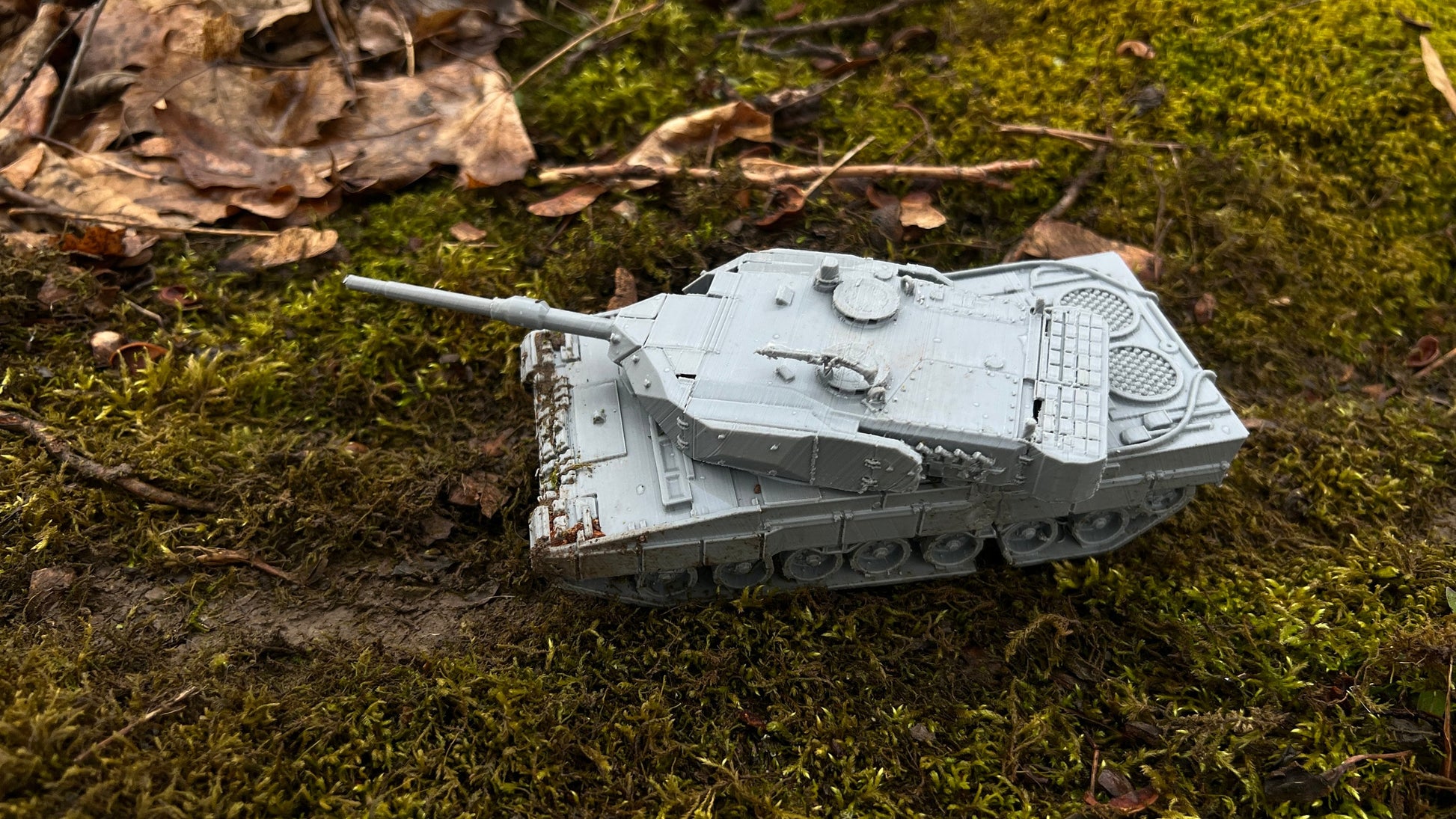 Leopard 2 PL Polish Tank for Tabletop Wargaming - Modern Warfare Model