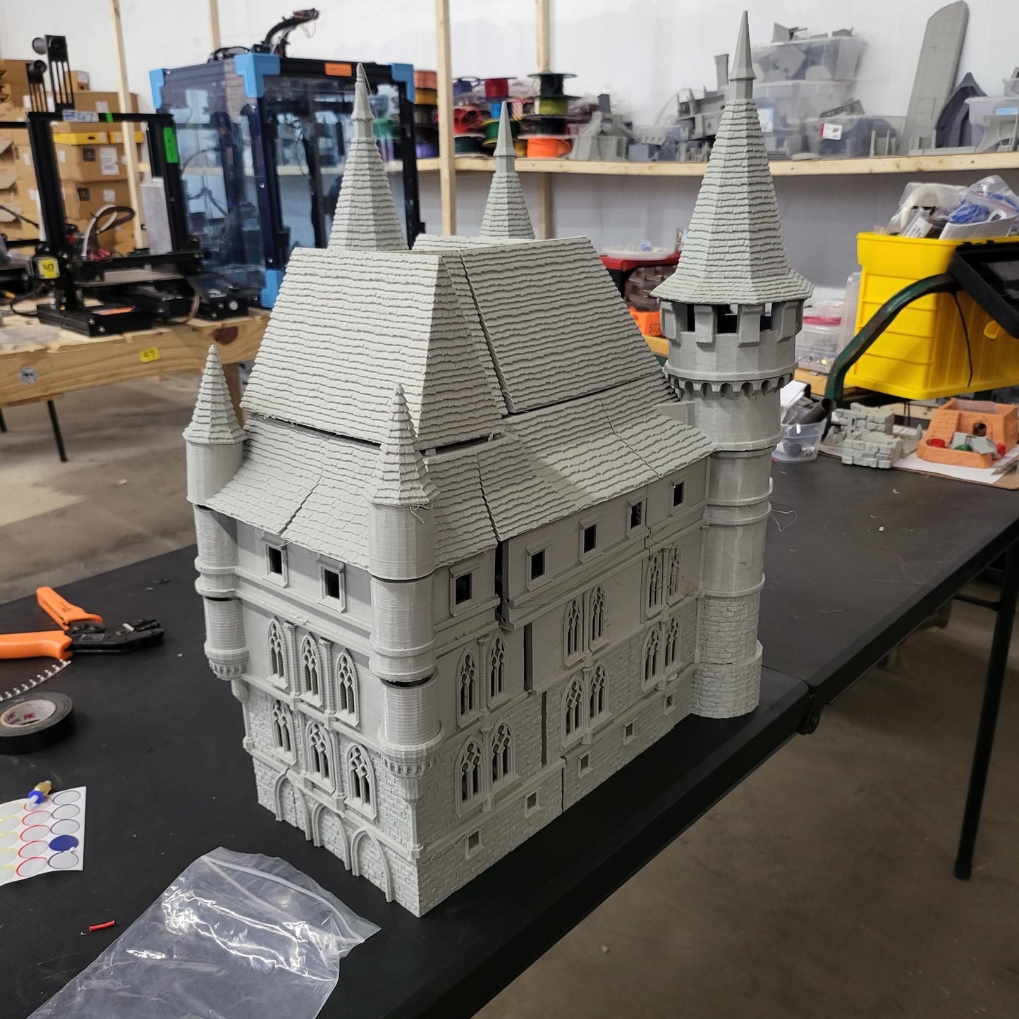 Castle Dracul Manor for tabletop wargaming with detailed multi-level structure, including haunted halls. Basement crypts sold separately. Ideal for gothic adventures in Warhammer, D&D, Pathfinder, and horror-themed games.