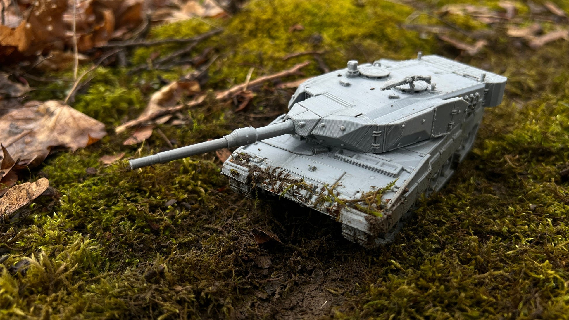 Leopard 2 PL Polish Tank for Tabletop Wargaming - Modern Warfare Model