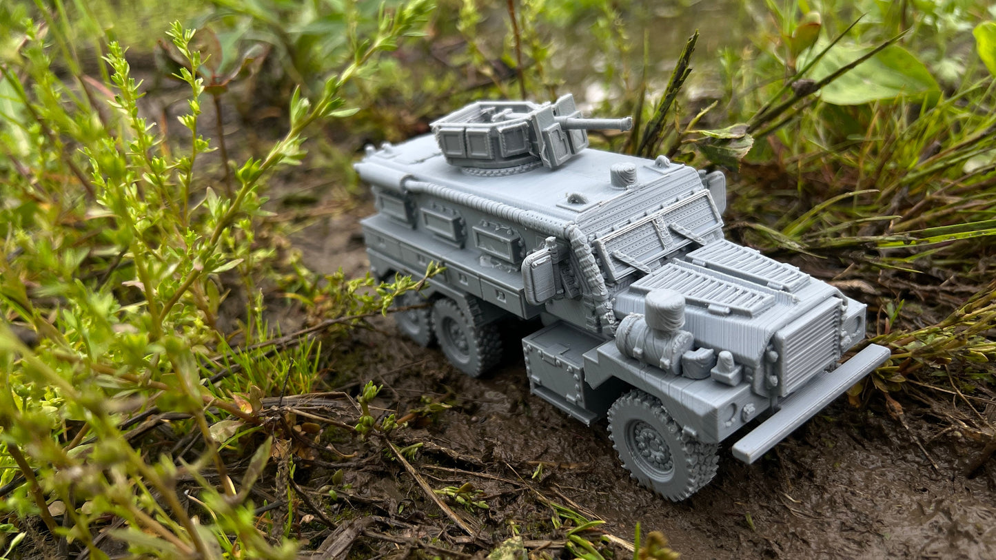 Cougar MRAP 4x4: Modern Military Armored Vehicle for Model Railroading, and Wargaming, Op Boards