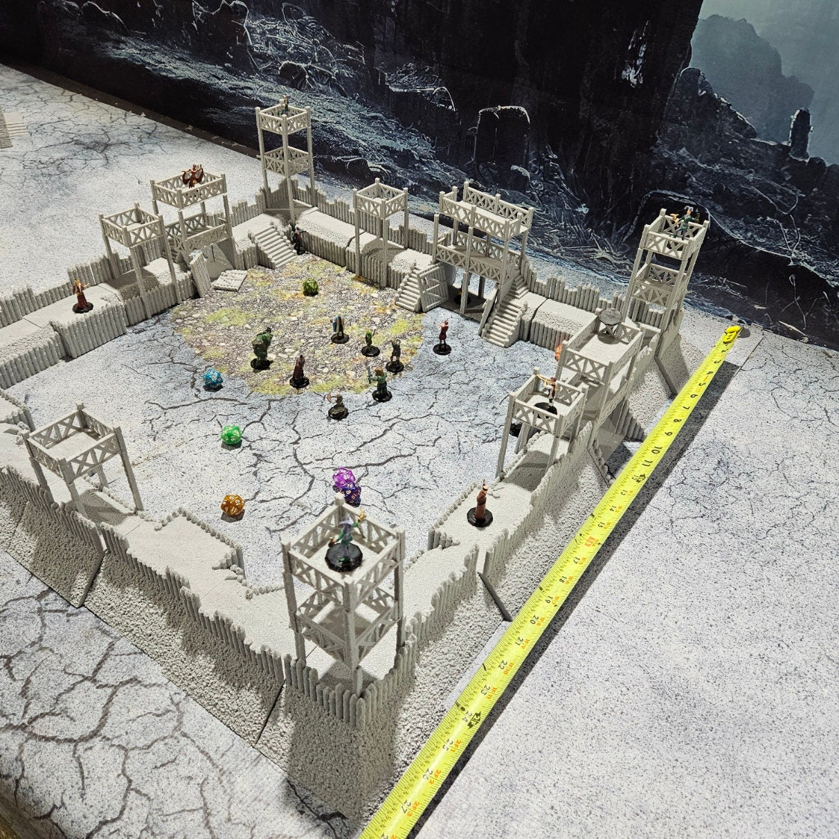 Desert Wall Kit for tabletop wargaming with detailed walls, defensive towers, and gates. Ideal for desert fortifications, Roman camps, and recreating the Battle of Alesia in Warhammer, D&D, Pathfinder, and historical-themed games.