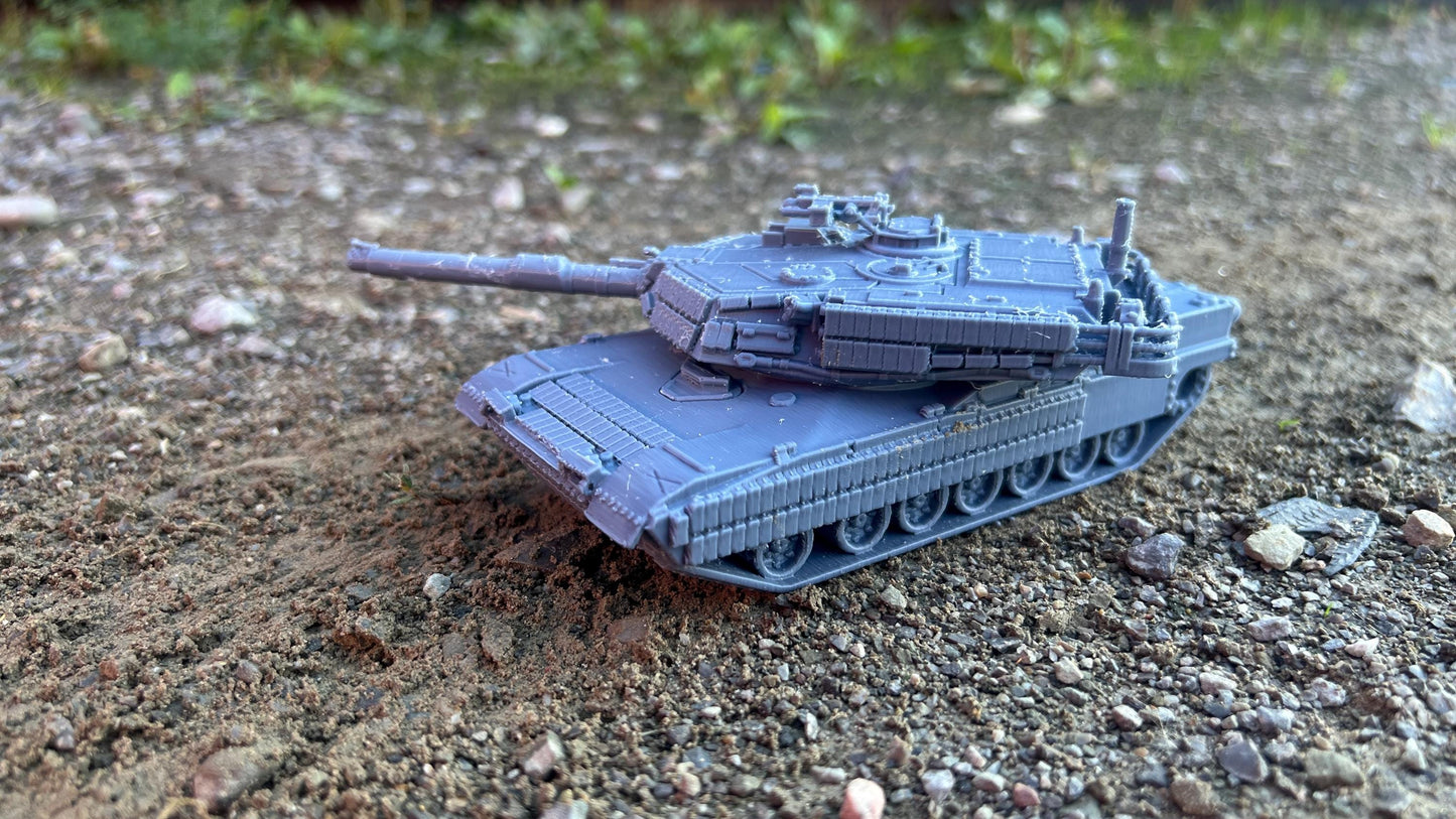 M1A1 Abrams Ukraine, Modern warfare, Tabletop terrain, WW2, Modern tank,